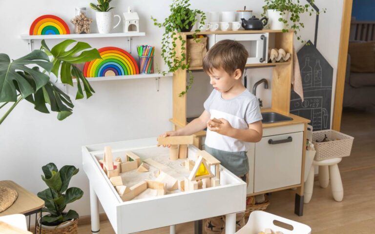 meubles montessori pour enfant