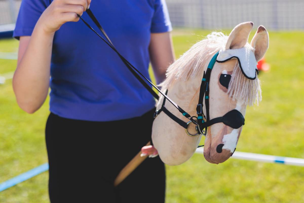 hobby horsing, activité enfant